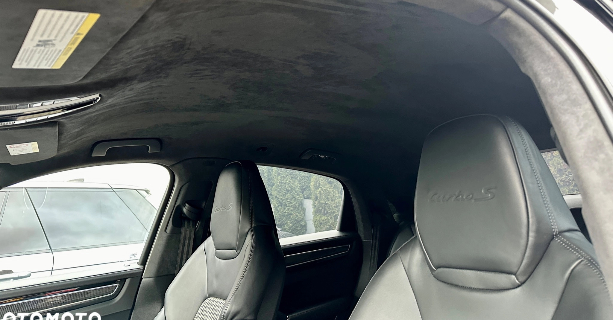 Porsche Cayenne cena 749000 przebieg: 34500, rok produkcji 2021 z Lubawa małe 781